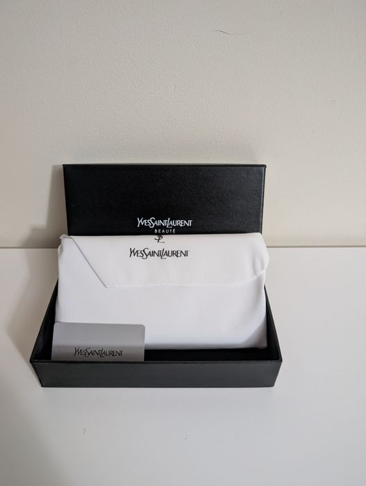 Carteira Yves Saint Laurent