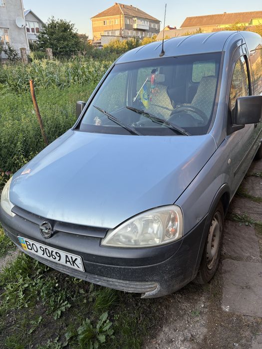 Продам опель в робочому стані