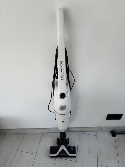 Aspirador vertical rowenta
