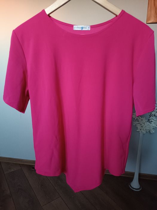 Różowy t-shirt -Magna