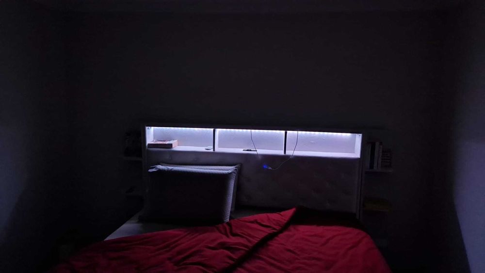 Cama com gavetas