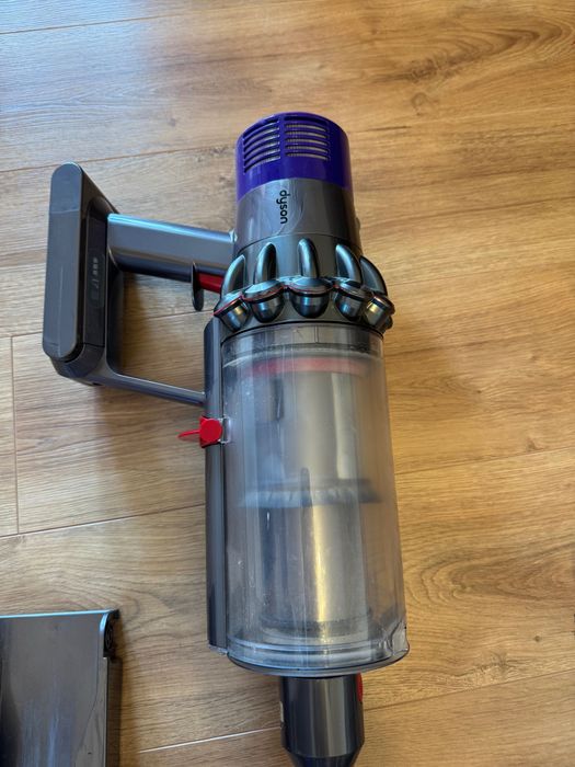 Dyson v10 Absolute