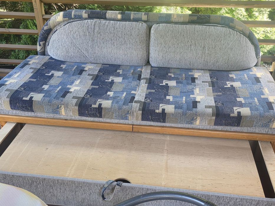 Sofa rozkładana dwuosobowa