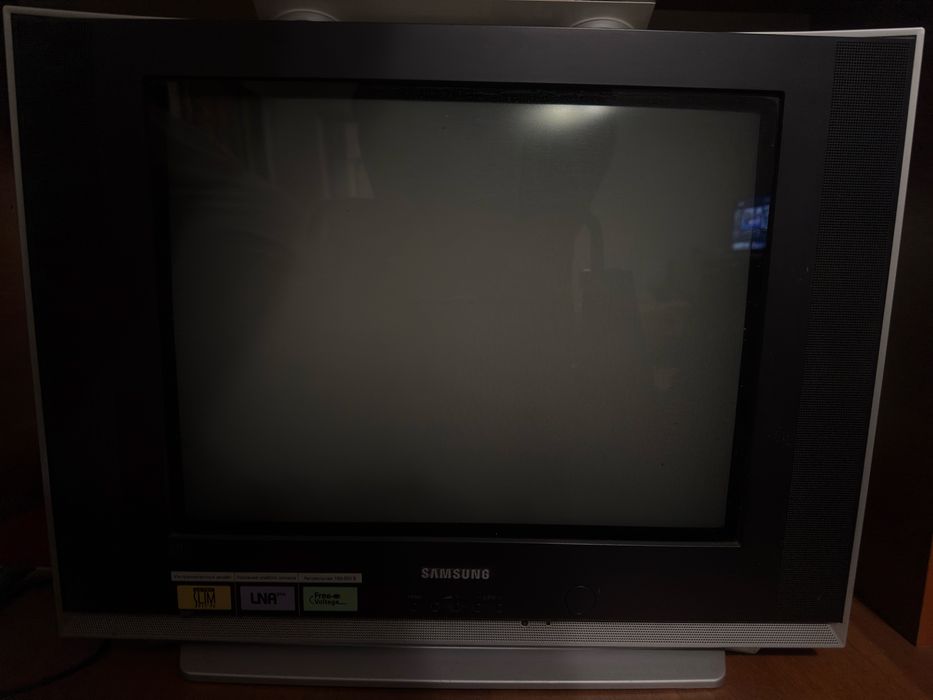 Телевизор samsung