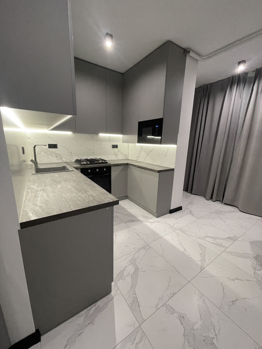 Оренда власник ЖК Гранд Віледж Вікторія Гарденс King Cross Сокільники