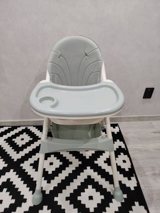 Стільчик для годування