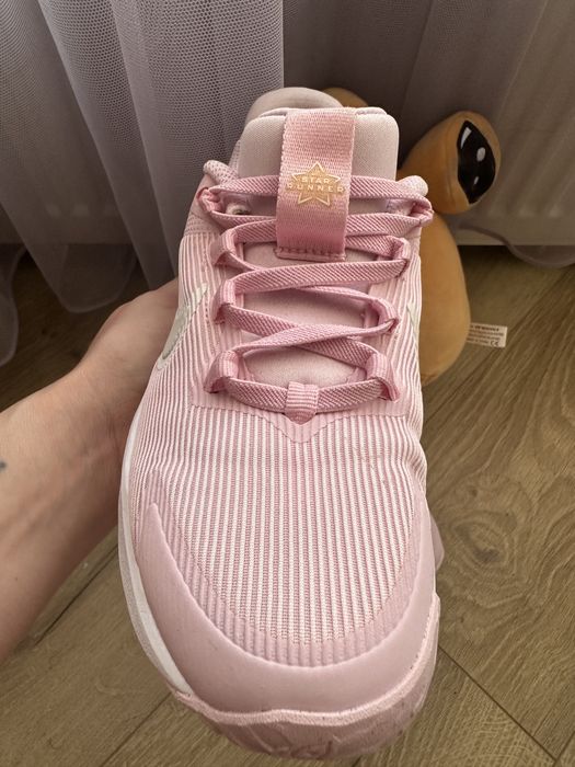 Кросівки nike для дівчинки