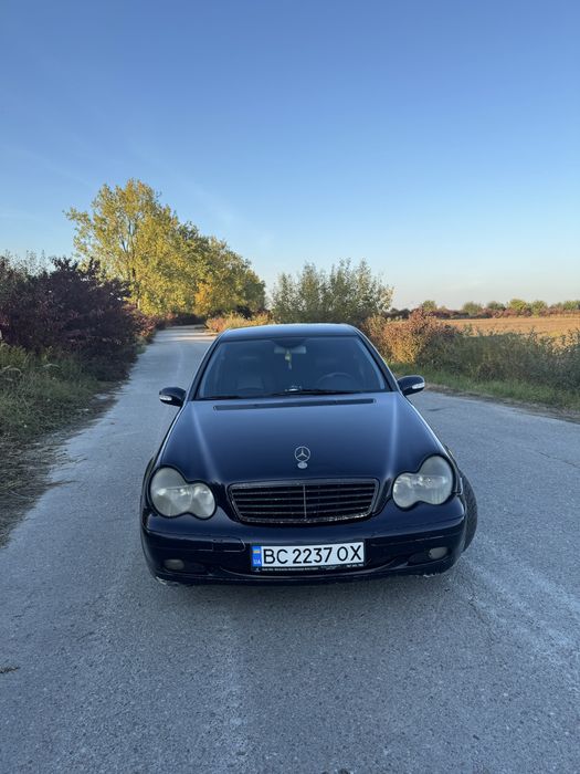 Продається мерседес с203