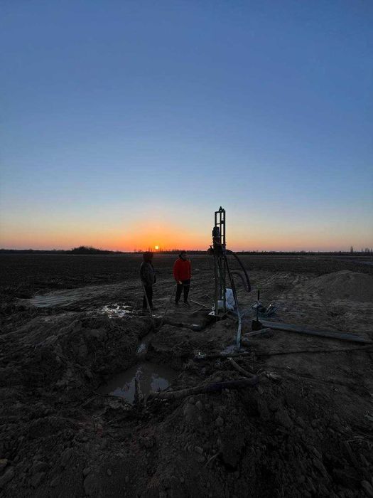 Буріння свердловин По всій Київській області та Брусилів / Скважини
