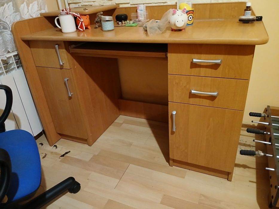 Biurko szkolne i pod komputer