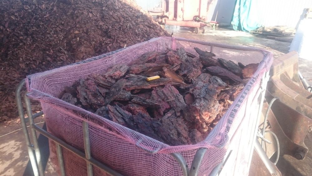 Kora sosnowa gruba dekoracyjna ozdobna ogrodowa