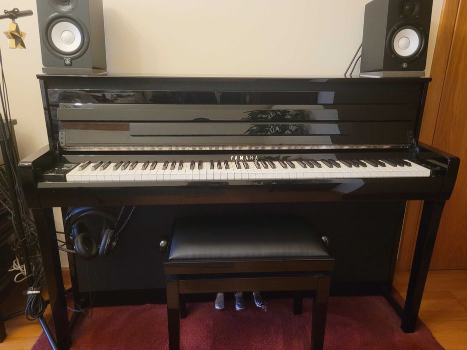 Piano Digital Yamaha CLP-685PE
