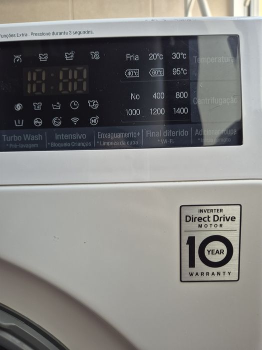 Máquina de Lavar Roupa LG Inverter Direct Drive 8kg - TurboWash A+++