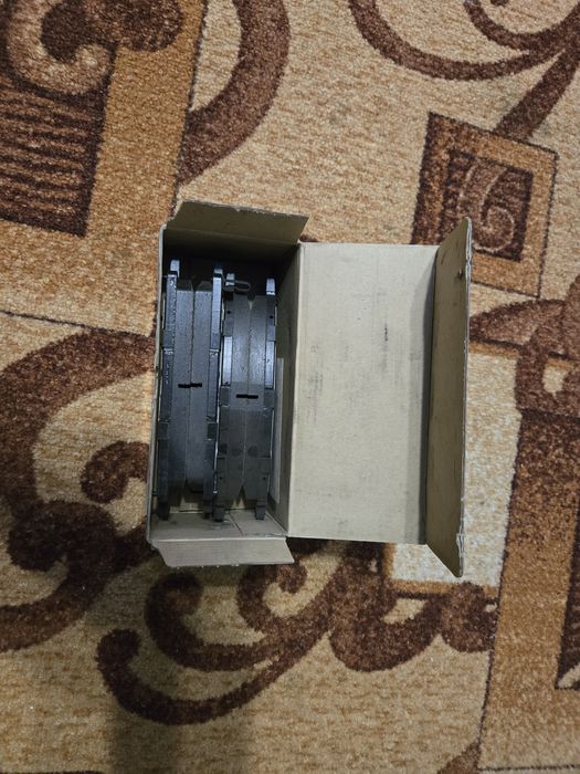 Гальмівні колодки передні, комплект SP1365