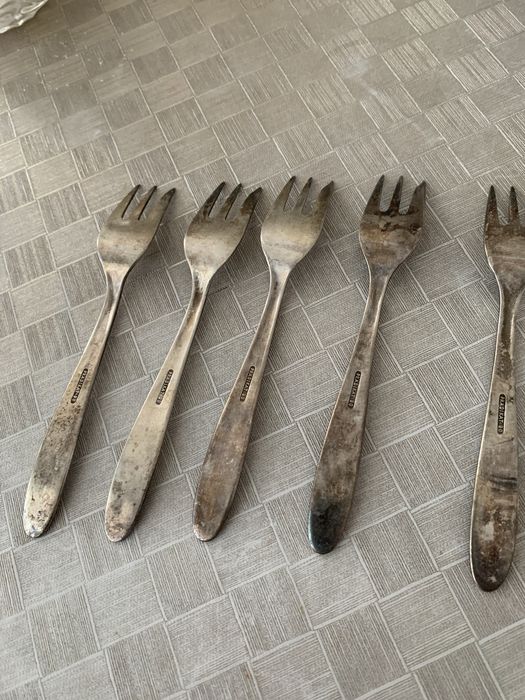 Продам серебряные ложки