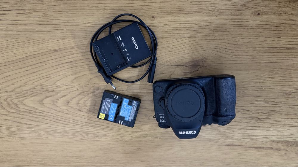 Canon EOS 6D Mark II Body