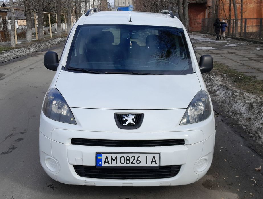 Орігінальний Пасажир  2010рік 1.6 Тді