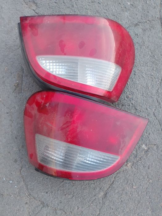 Продам стопсигналы стопы плафоны на автомобиль рено  Renault Megan