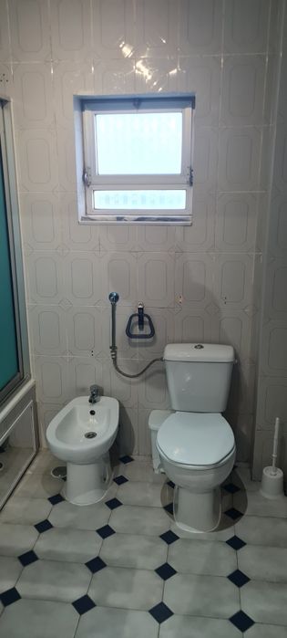 Quarto individual para arrendar em Setúbal