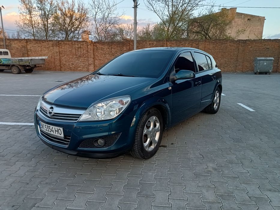 Продам  Opel Astra H