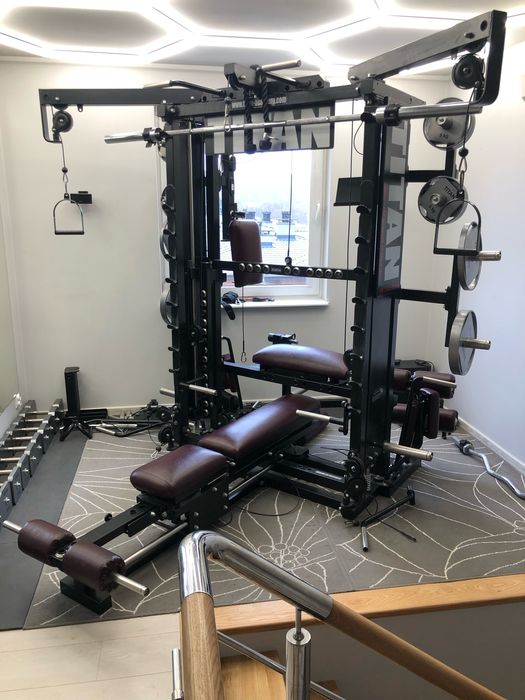 Maszyna do ćwiczeń Titan