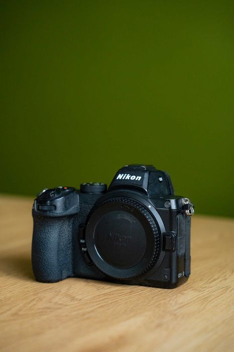 Nikon Z5 bezlusterkowiec