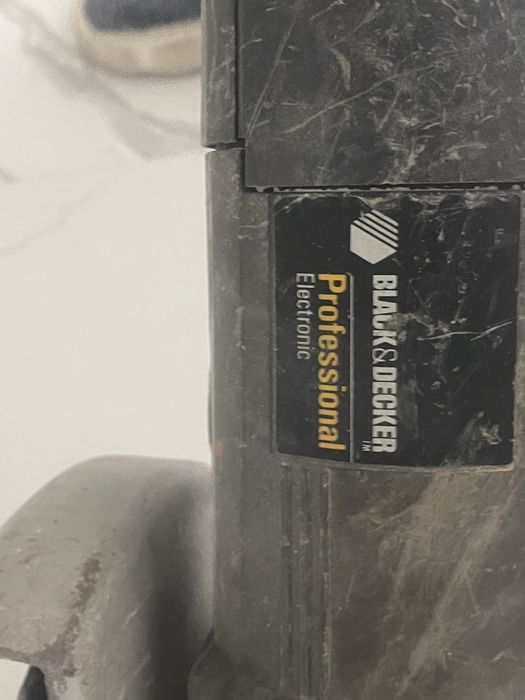 Rebarbadora Black&Decker professional