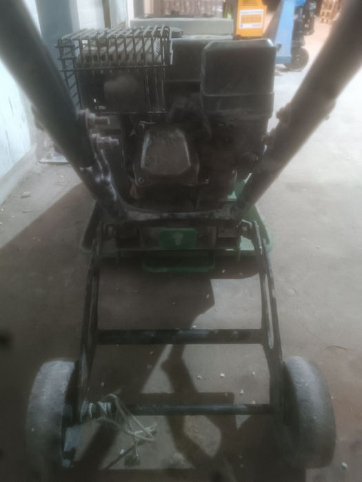 Виброплита Hagen бензиновая 90