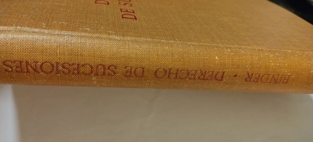Derecho de Sucesiones, de Julius Binder

Editorial labor, S. A., 1933