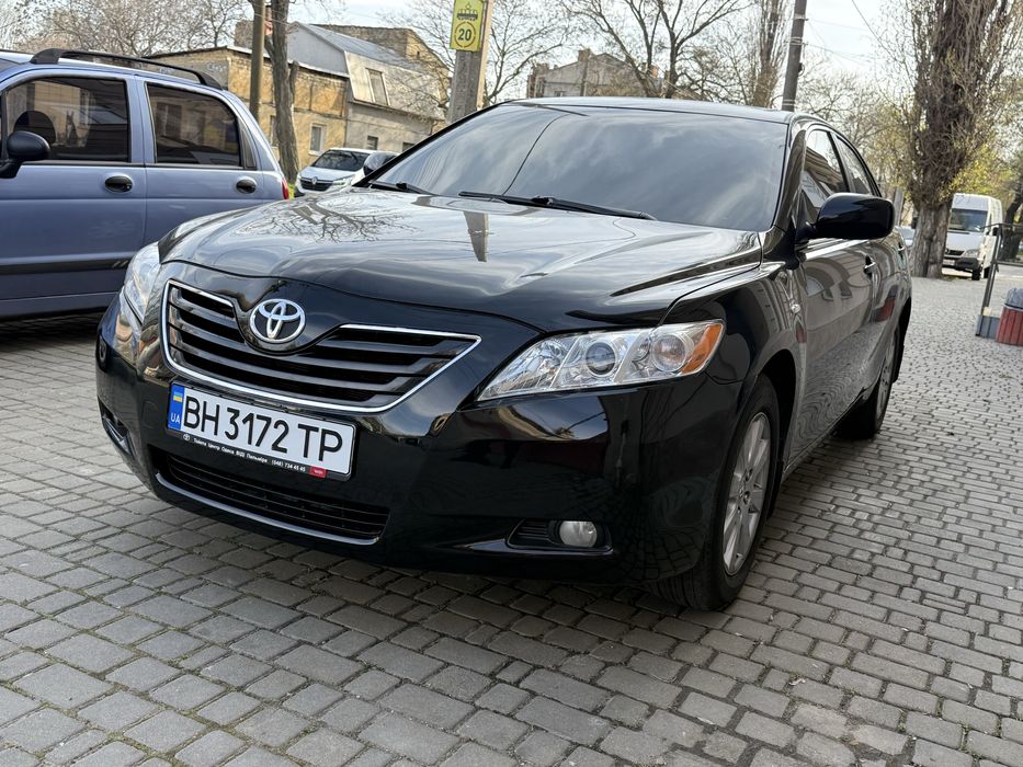 Продам Toyota Camry 40