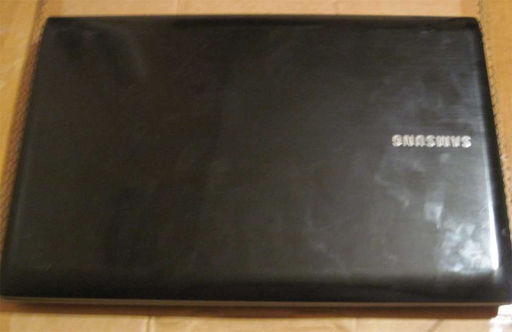 Ноутбук Samsung Q530