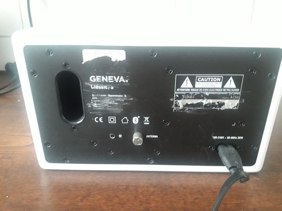 Radio Geneva Classic Small