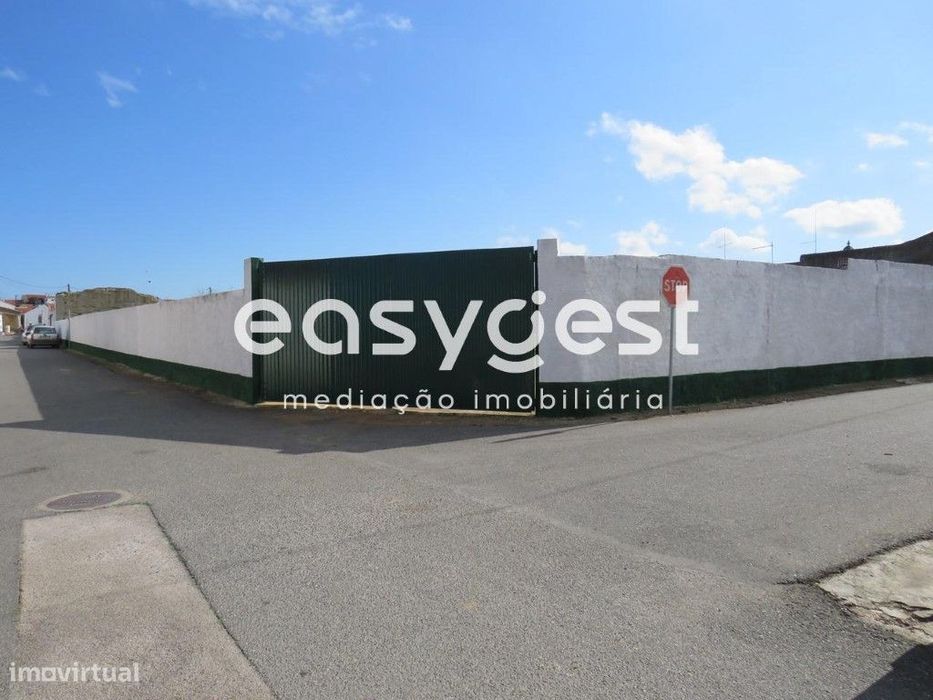 Terreno Urbano com 1100 m2 em Rio de Moinhos concelho de Aljustrel