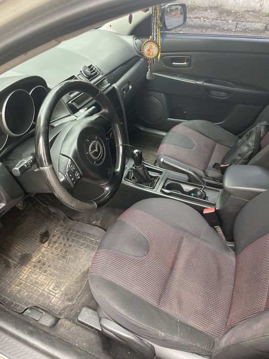 Продам Мазду 3 /2005 року