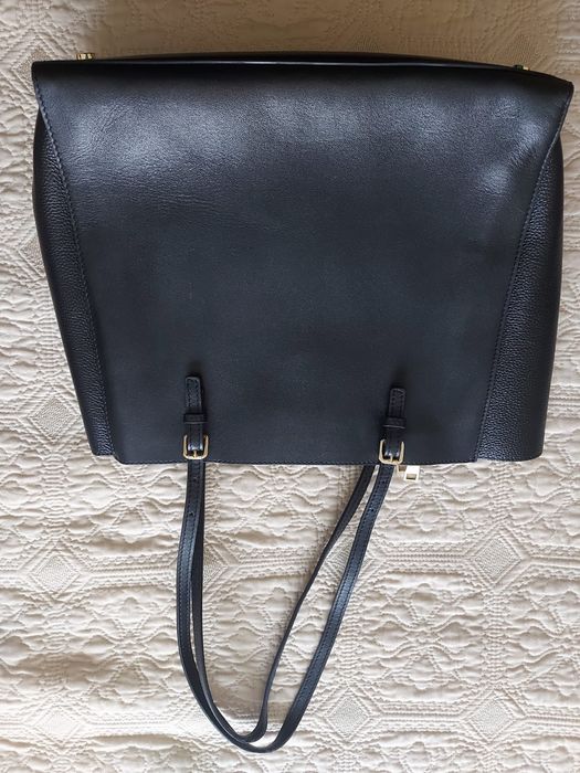 Mala preta de pele - Gloria Ortiz