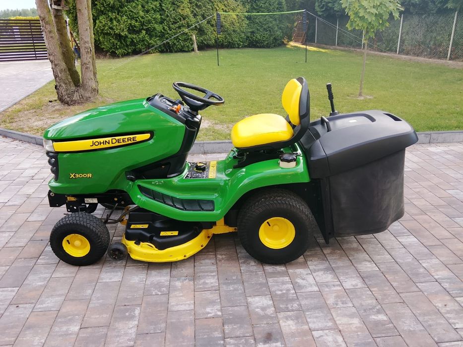 Traktorek kosiarka John Deere x300r