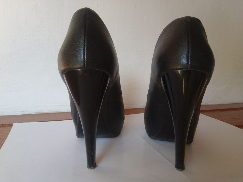 Туфли женские модные