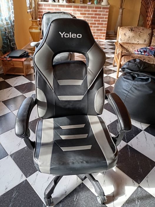 Cadeira de escritorio Gaming em couro