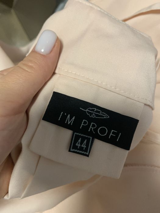 Медичний костюм рожевого кольору 44 розмір