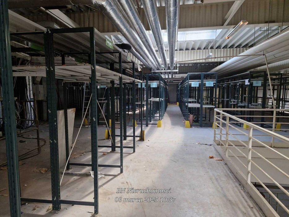 Wynajmę halę z biurami