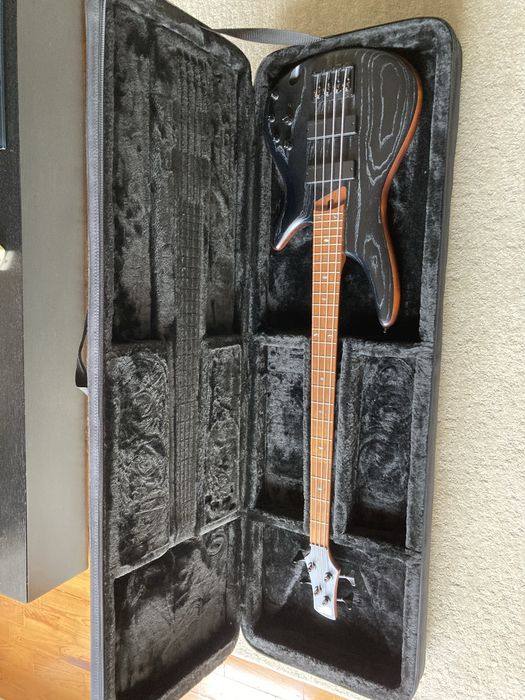 Baixo Ibanez SR670-SKF