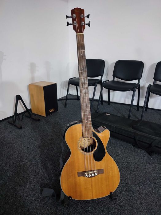 VENDO Baixo Semi-acústico Fender 60-CBSCE