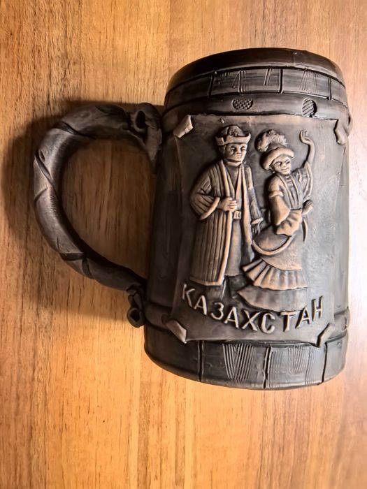 Kufel. Kazakhstan. Ceramika. Rekodzielo. Nowy.