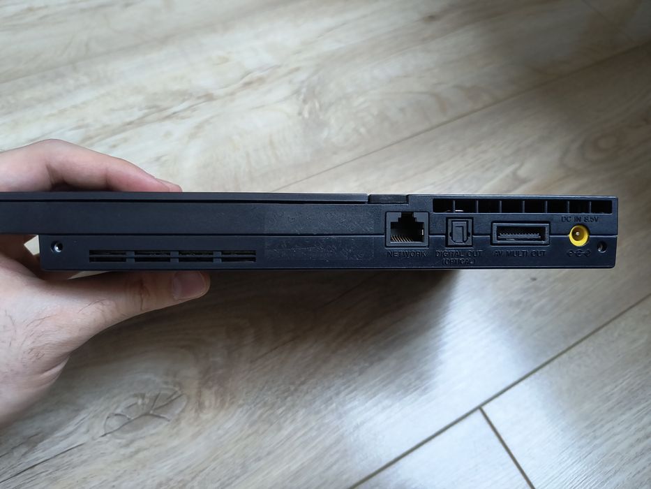 Konsola PlayStation 2 stan NIEZNANY
