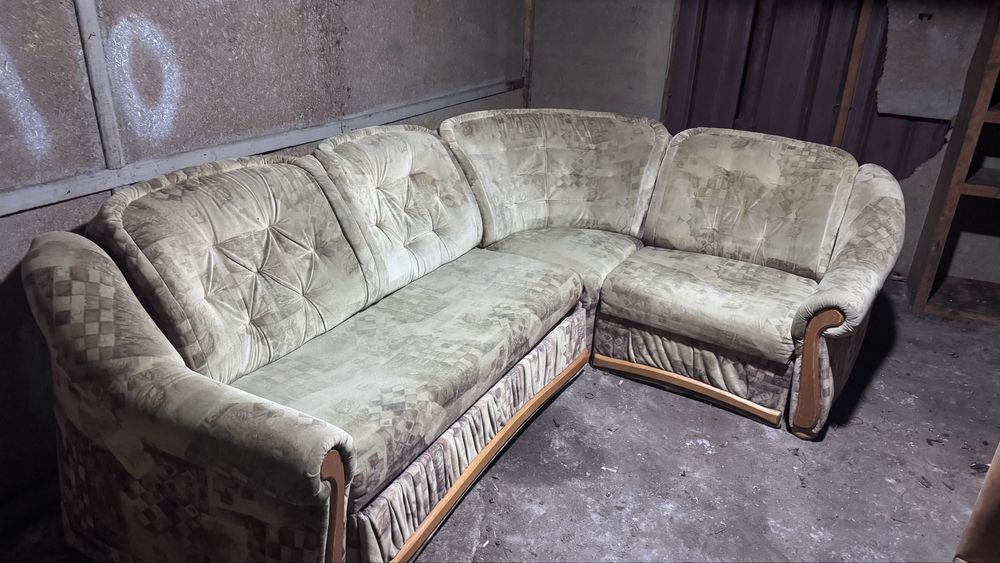 Продам угловой диван