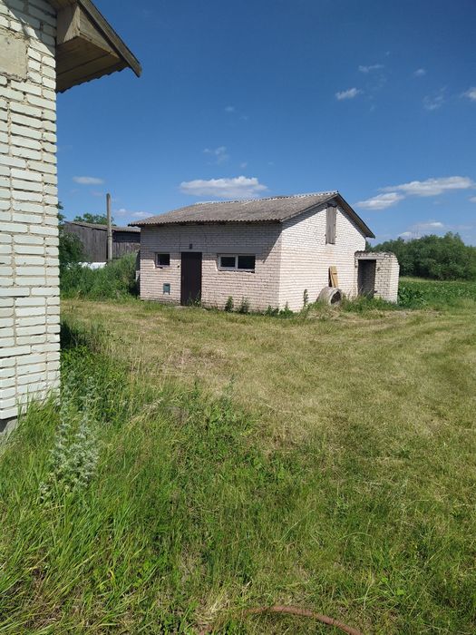 Продам будинок  під ремонт