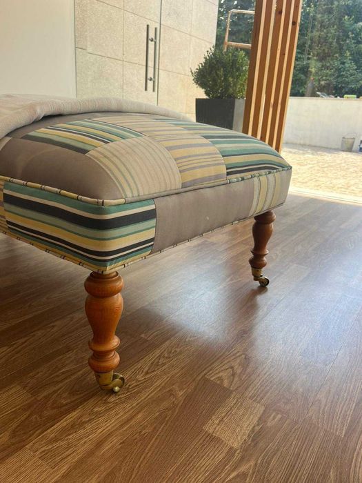 Banqueta decorativa