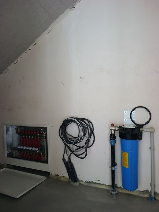 Будинок з газом на березі Дніпра