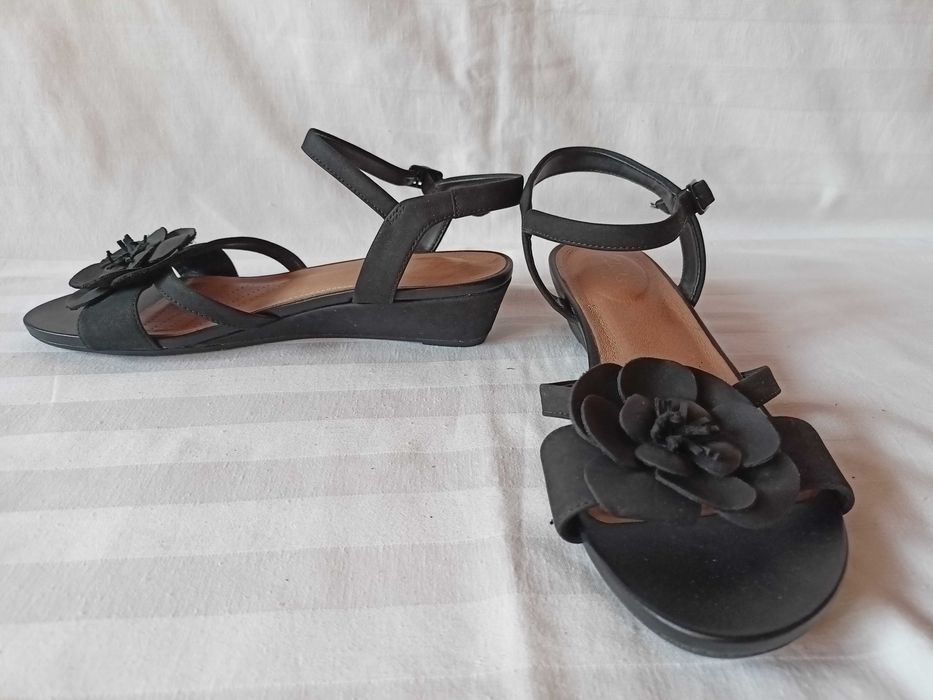 Clarks 41,5 / UK 7,5 D/ - dl. wkł. 26 - skóra- stan bdb