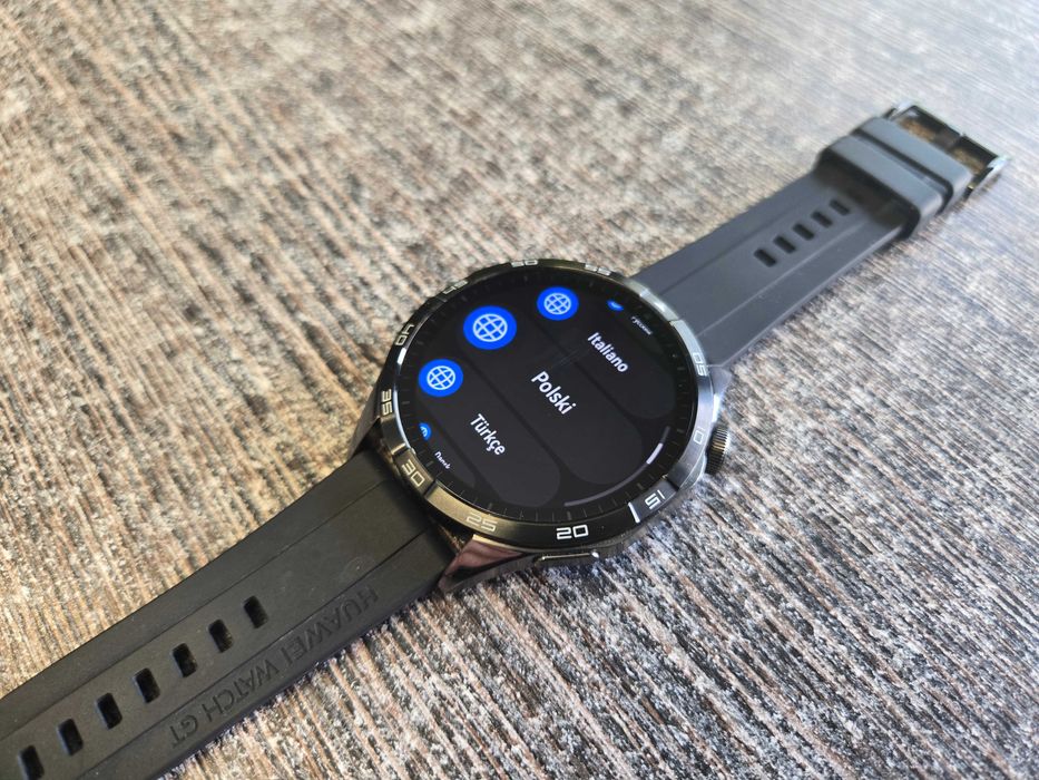 Smartwatch Huawei Watch GT 4 pnx-b19 czarny +  ładowarka